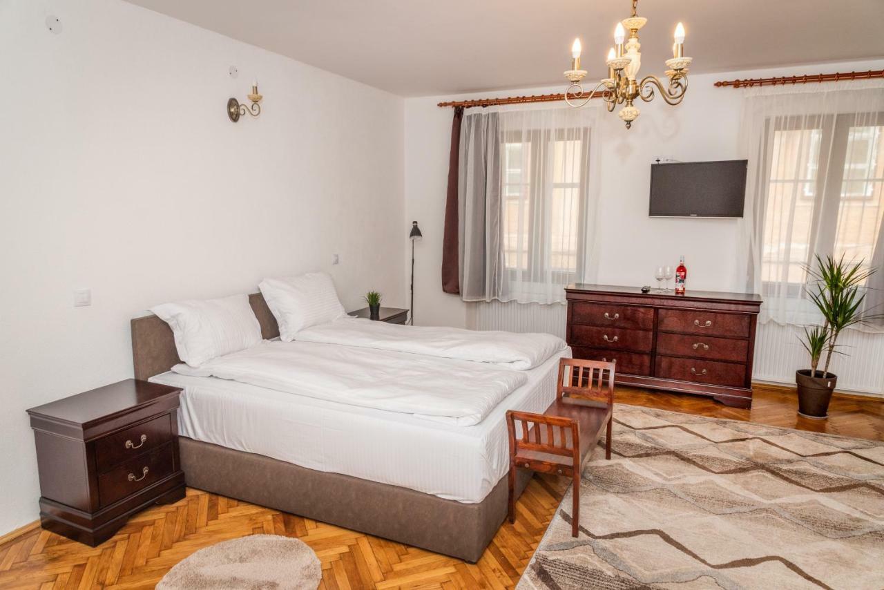 Musik Apartments Old Town Σίμπιου Εξωτερικό φωτογραφία