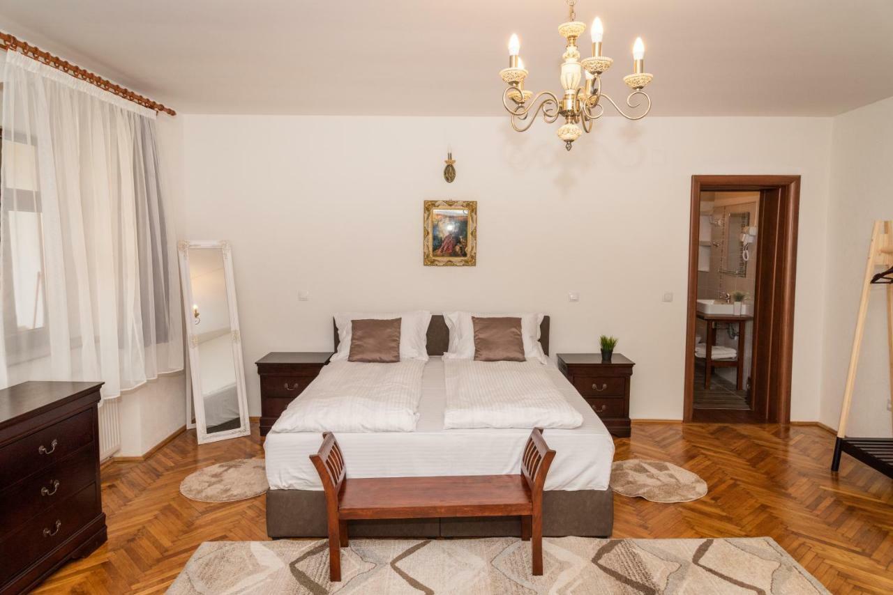 Musik Apartments Old Town Σίμπιου Εξωτερικό φωτογραφία
